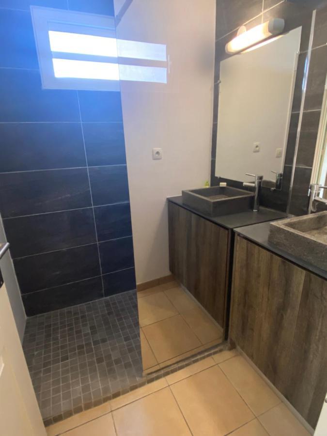 Appartement F2 Avec Piscine Saint-André Exteriör bild