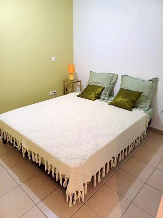 Appartement F2 Avec Piscine Saint-André Exteriör bild
