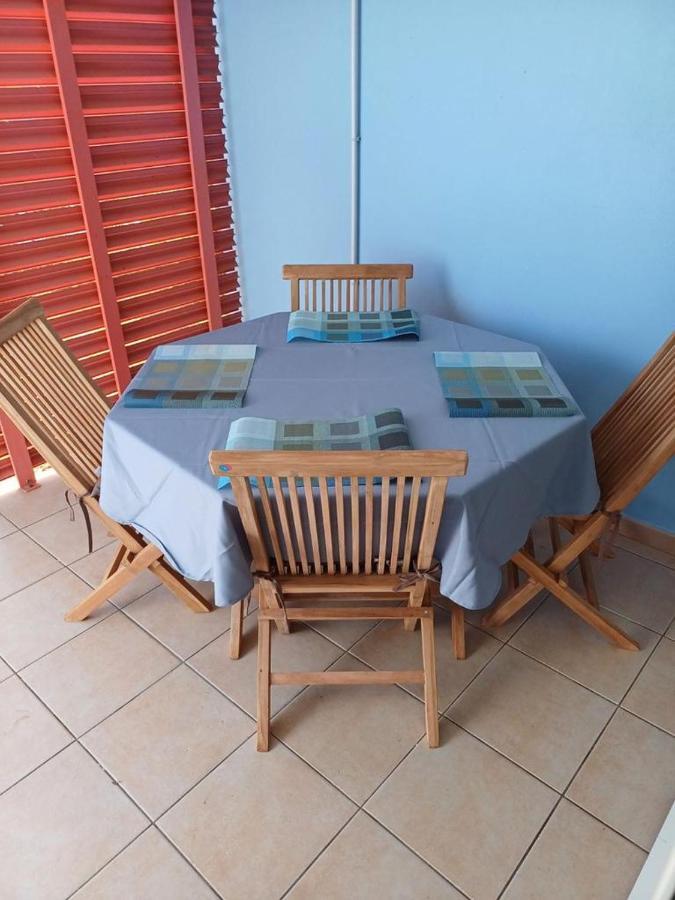 Appartement F2 Avec Piscine Saint-André Exteriör bild